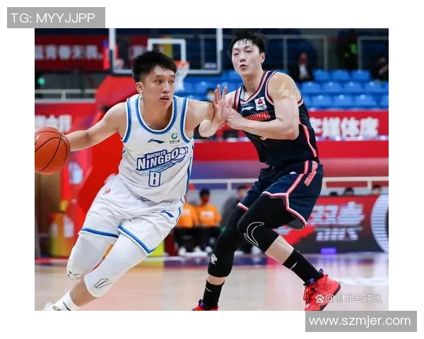 锦标赛积分榜：杭州足球队以65分领跑